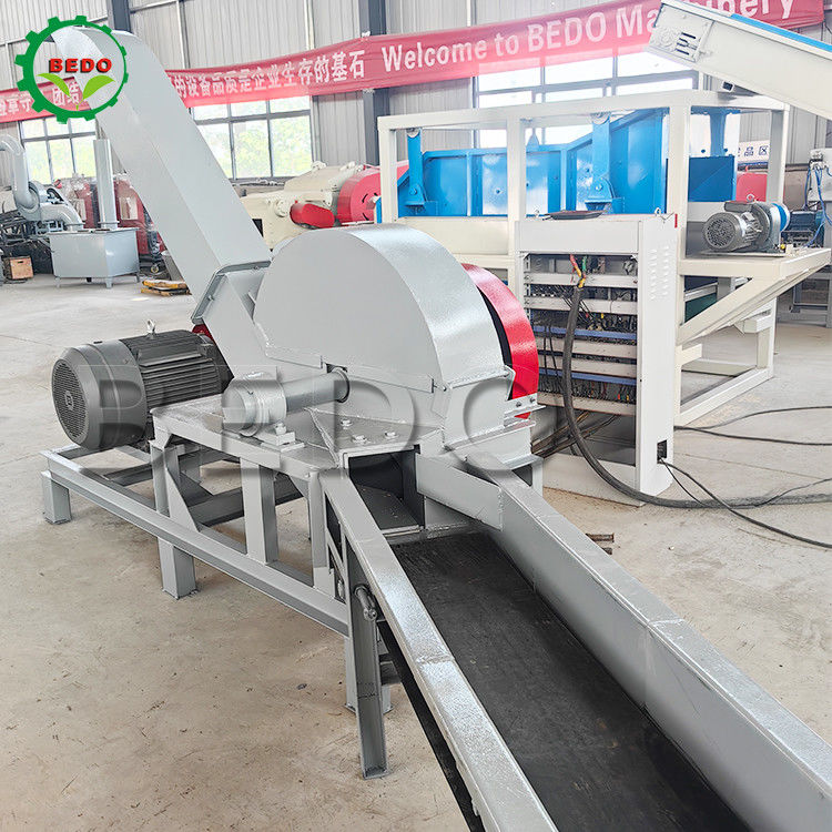 37kW خود تغذیه ماشین برش چوب 3-5t / h ظرفیت طبل نوع شاخه خرد کننده