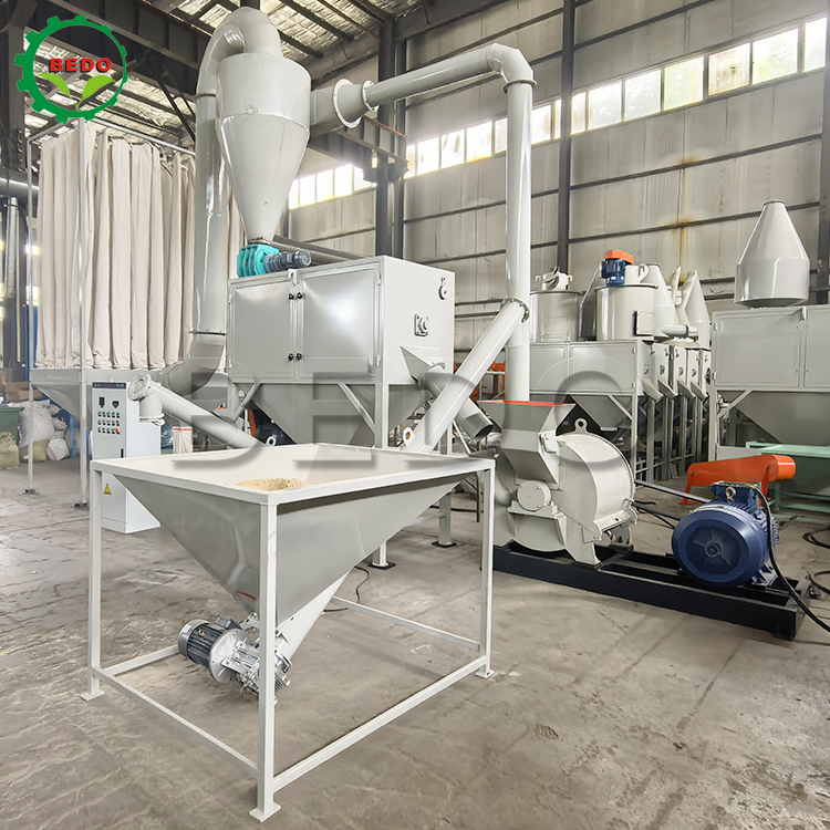 ماشین پودر چوب با صدا کم 50 هرتز با حداکثر اندازه تغذیه 8 میلی متر برای خرد کردن پودر چوب موثر