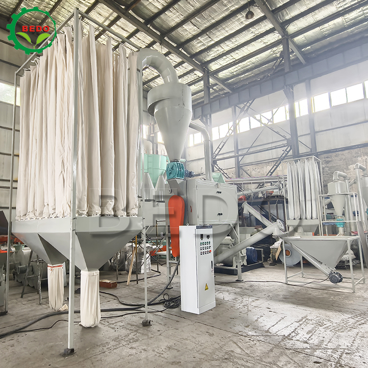 ماشین پودر چوب با صدا کم 50 هرتز با حداکثر اندازه تغذیه 8 میلی متر برای خرد کردن پودر چوب موثر