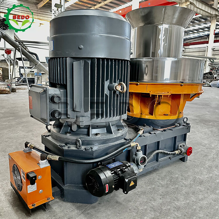 ماشین گلوله چوبی 6-10 میلی متر با بهره وری سوزانشی 90٪ و ظرفیت 500 کیلوگرم در ساعت برای تولید گلوله