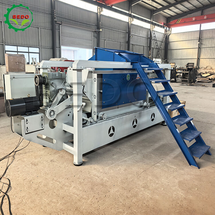 دو شاخه اصلی قدرت ماشین چوب 7.5kw 400kg / h ظرفیت تجهیزات فولاد کربن